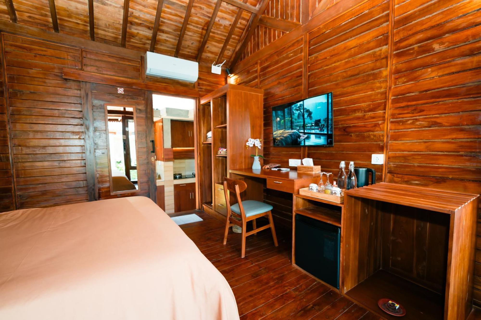 Hotel Ngesil Private Joglo & Pool à Ubud Extérieur photo