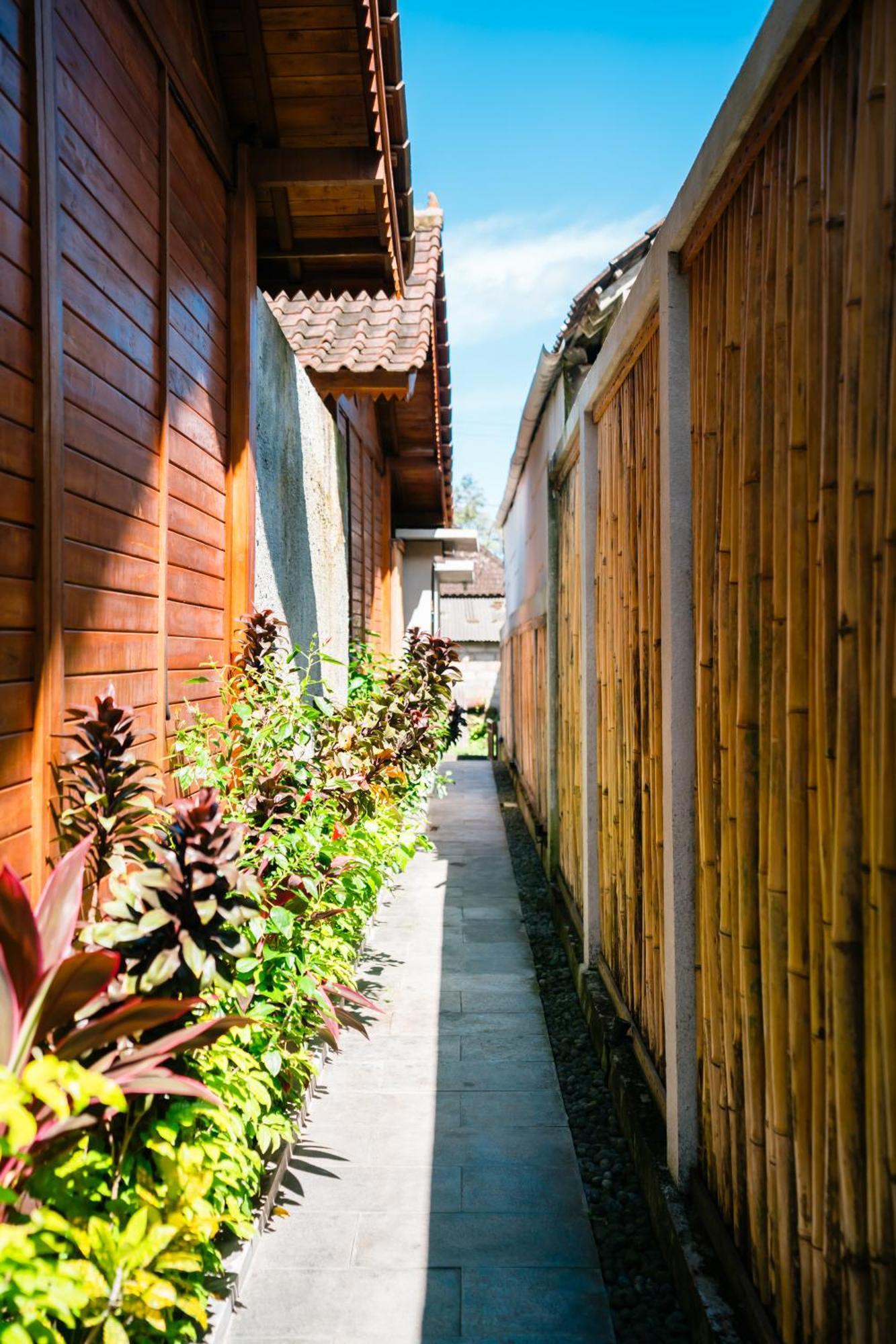 Hotel Ngesil Private Joglo & Pool à Ubud Extérieur photo